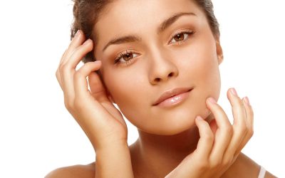 Pelle spenta e opaca? Ecco come ridare luce e vitalità al tuo viso
